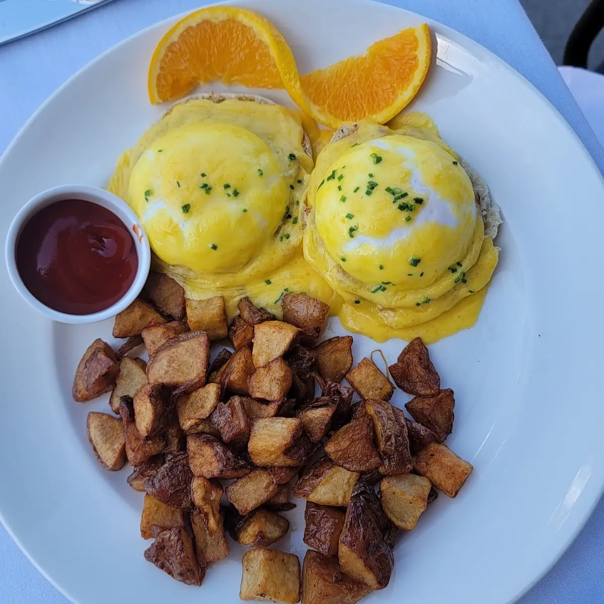 Classic Eggs Benedict