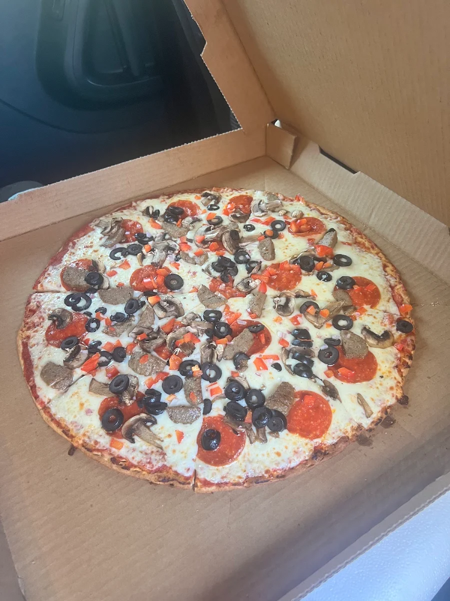 Supreme Pizza 16 Inch
