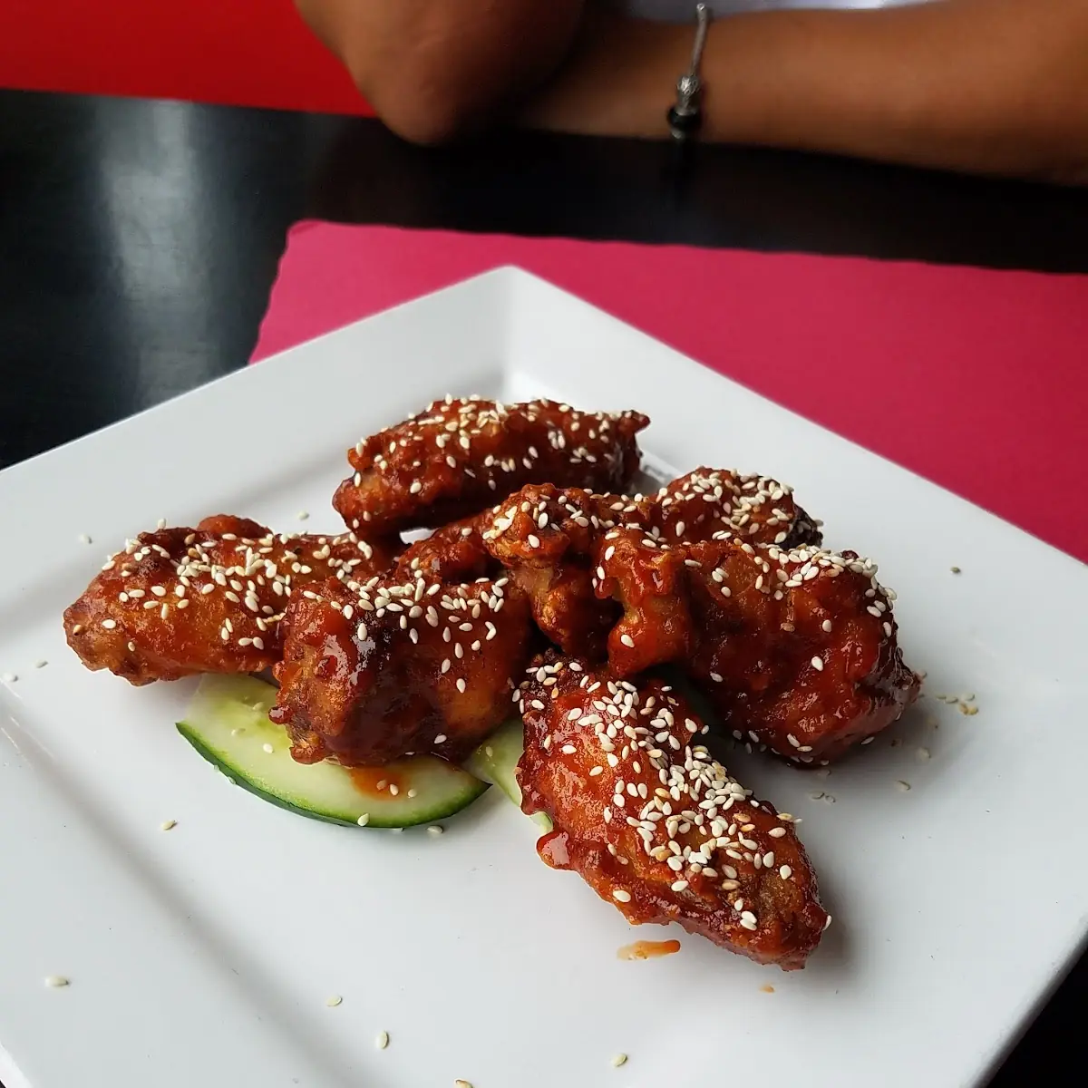 Sriracha Honey Glazed Wings