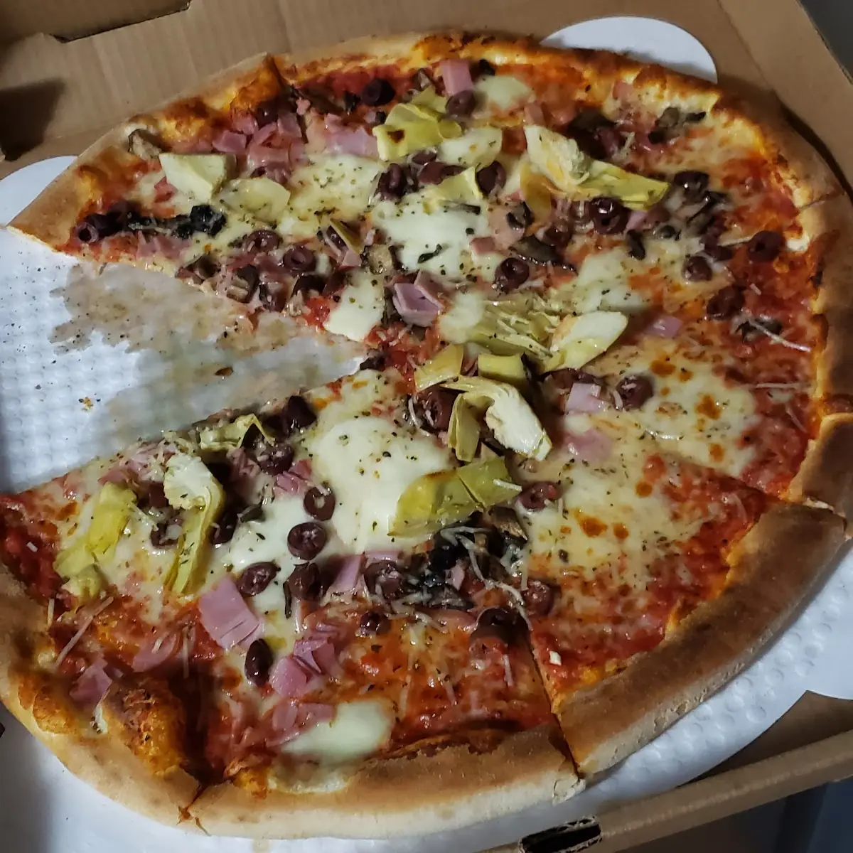 Capricciosa Pizza
