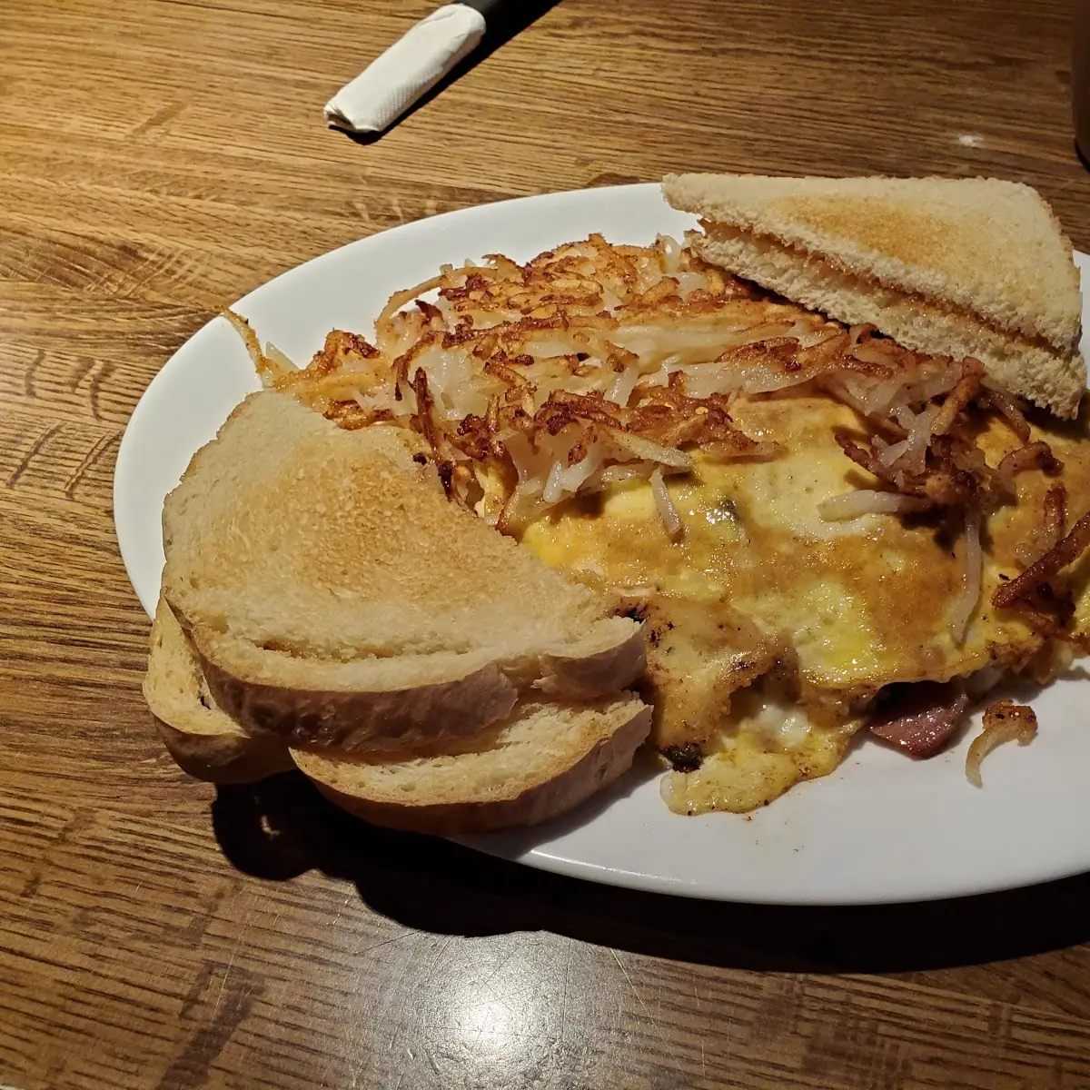 Vegetable Omelet with Raisin Toast