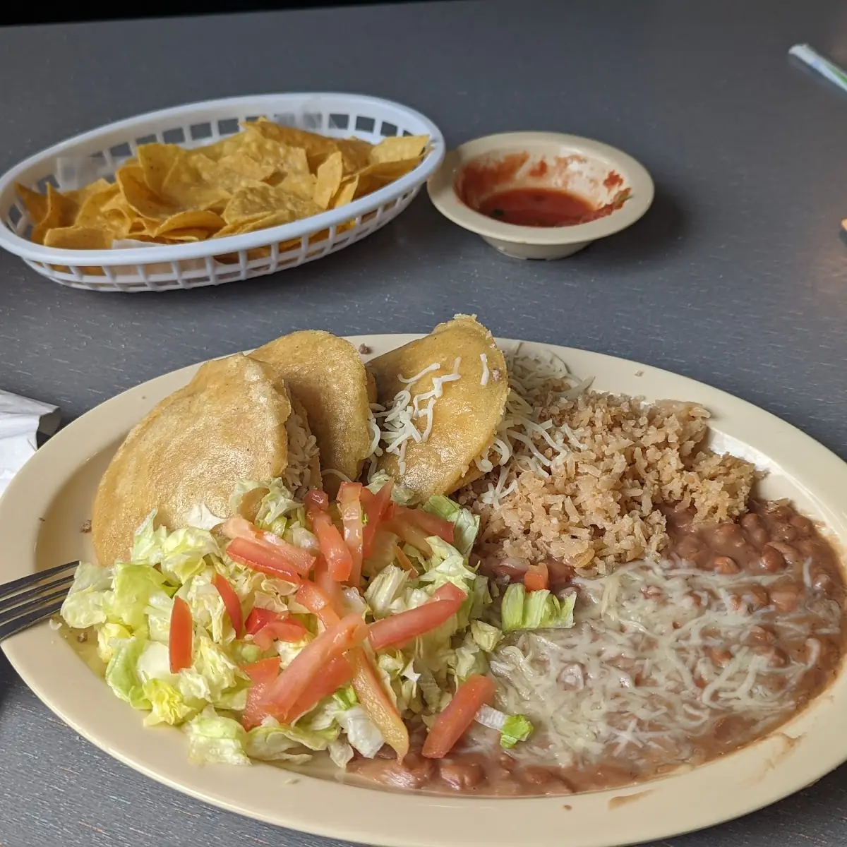 Gordita Plate