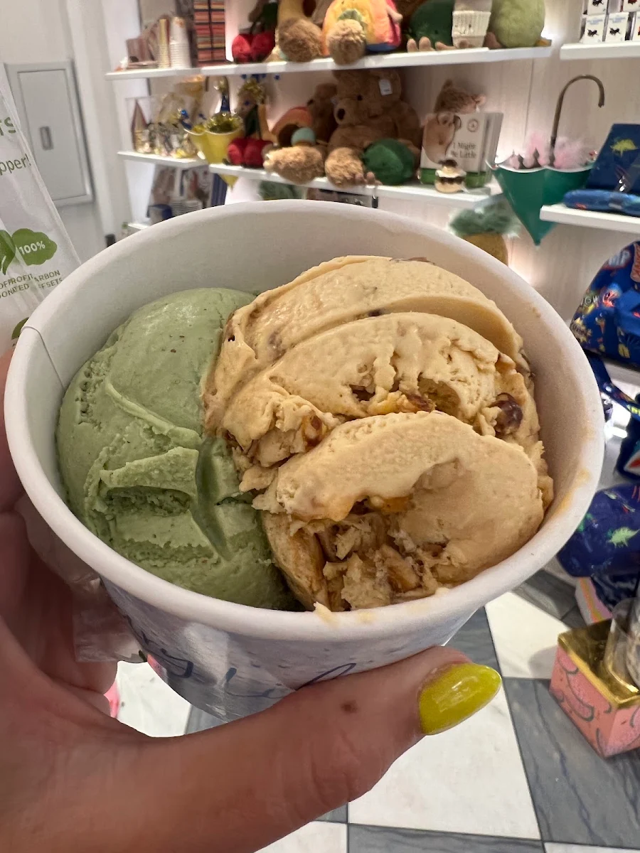 Pistachio and Caramel Pecan