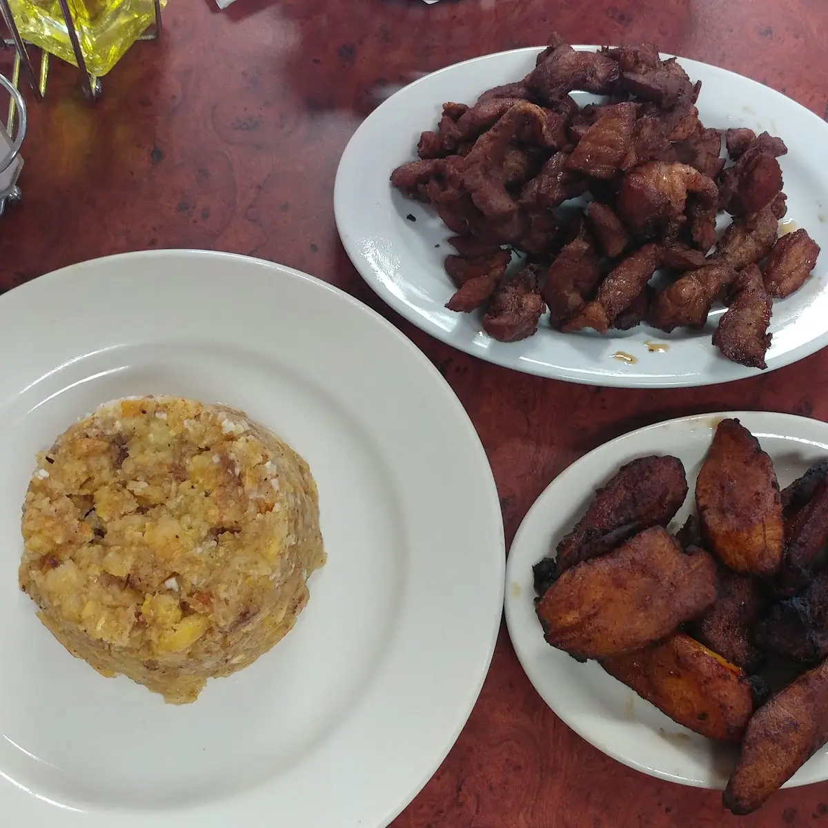Mofongo Con Carne Frita