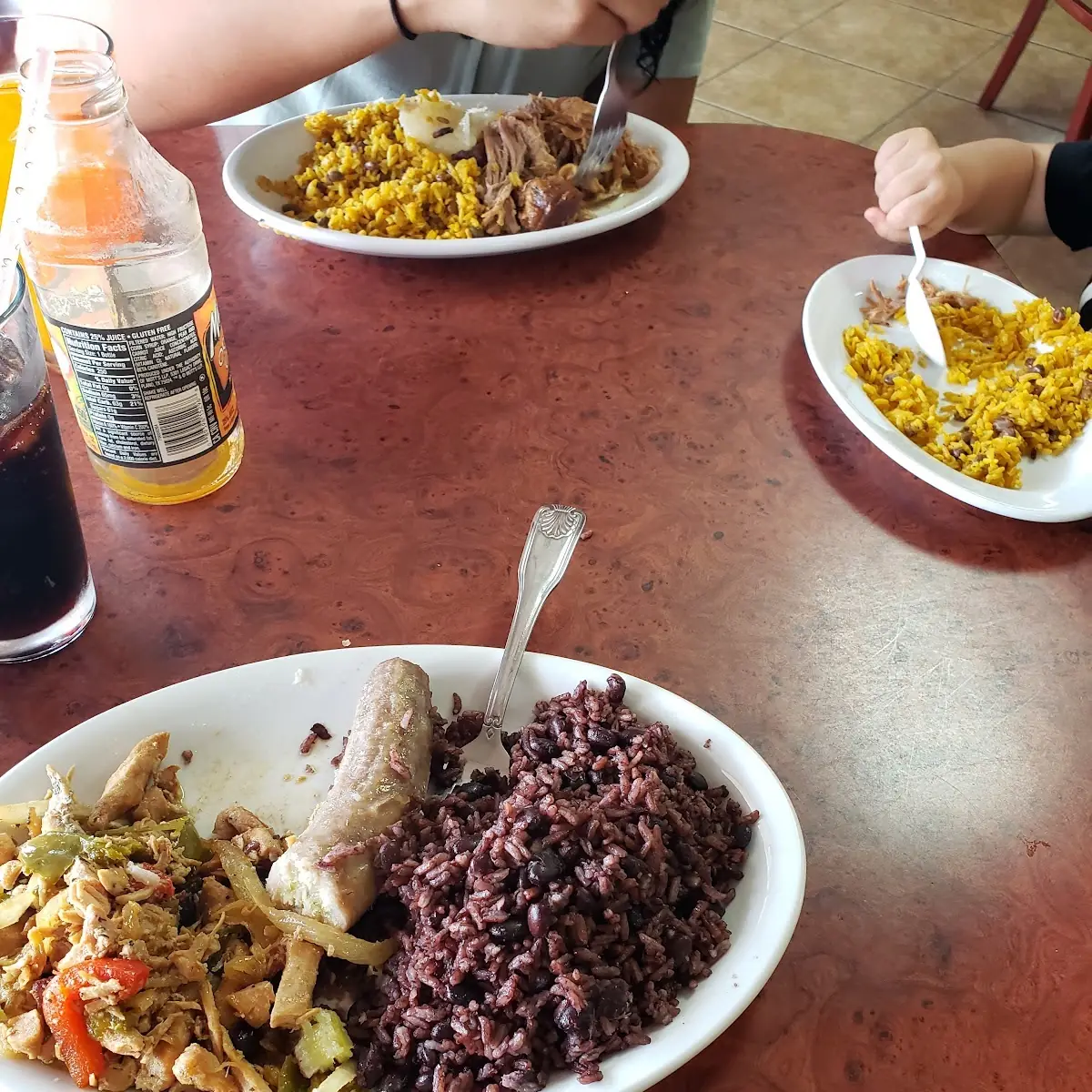 Pepper Chicken with Congri Rice and Beans