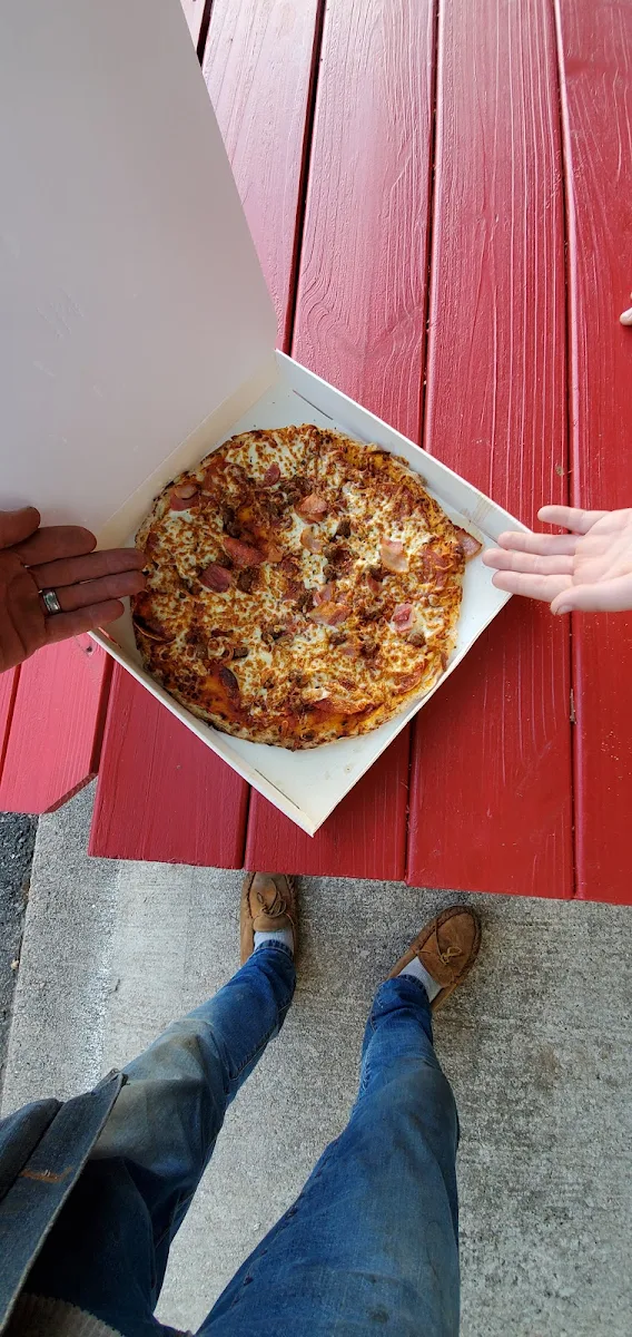 Spicy Barbeque Chicken Pizza