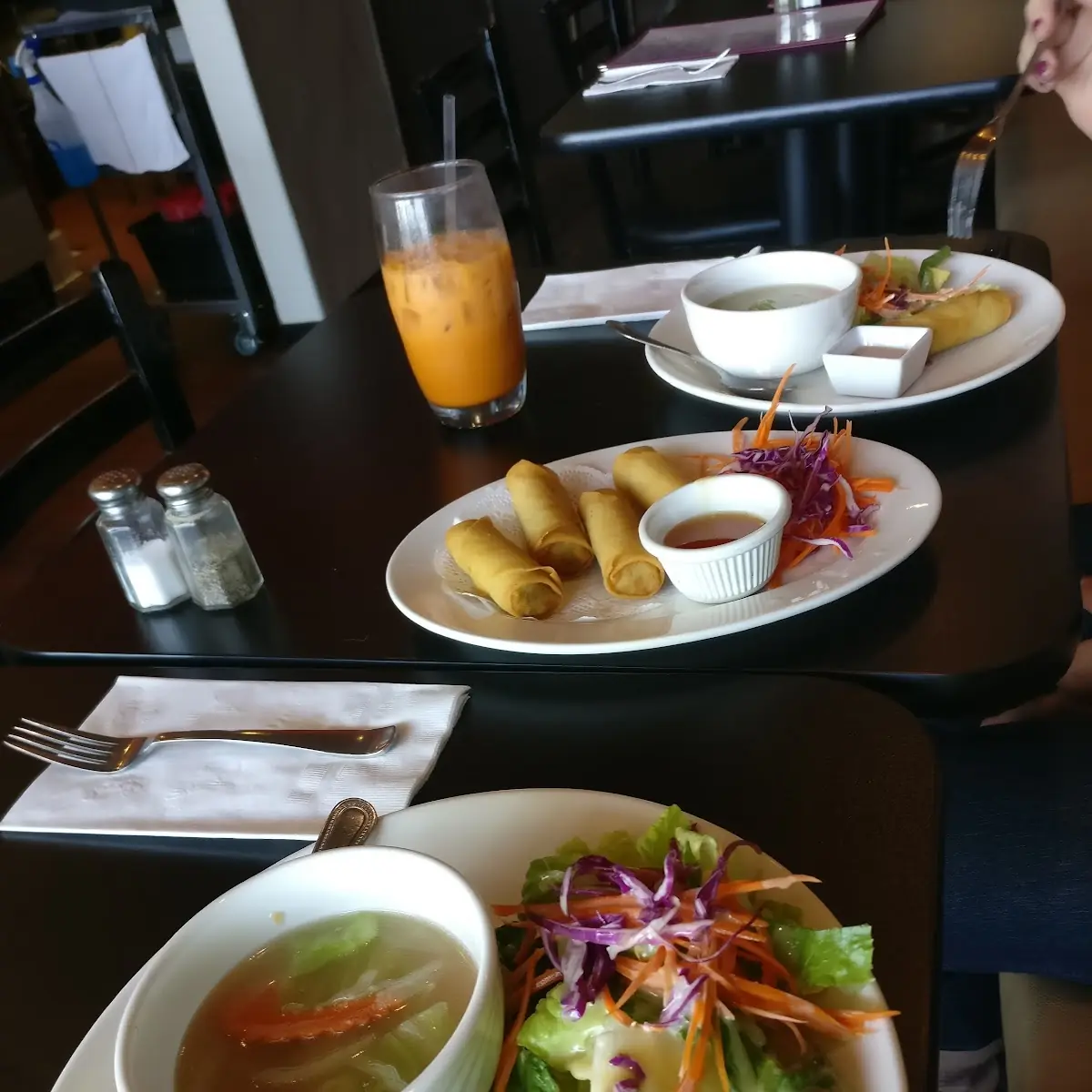 Lunch Special Soup with Spring Roll