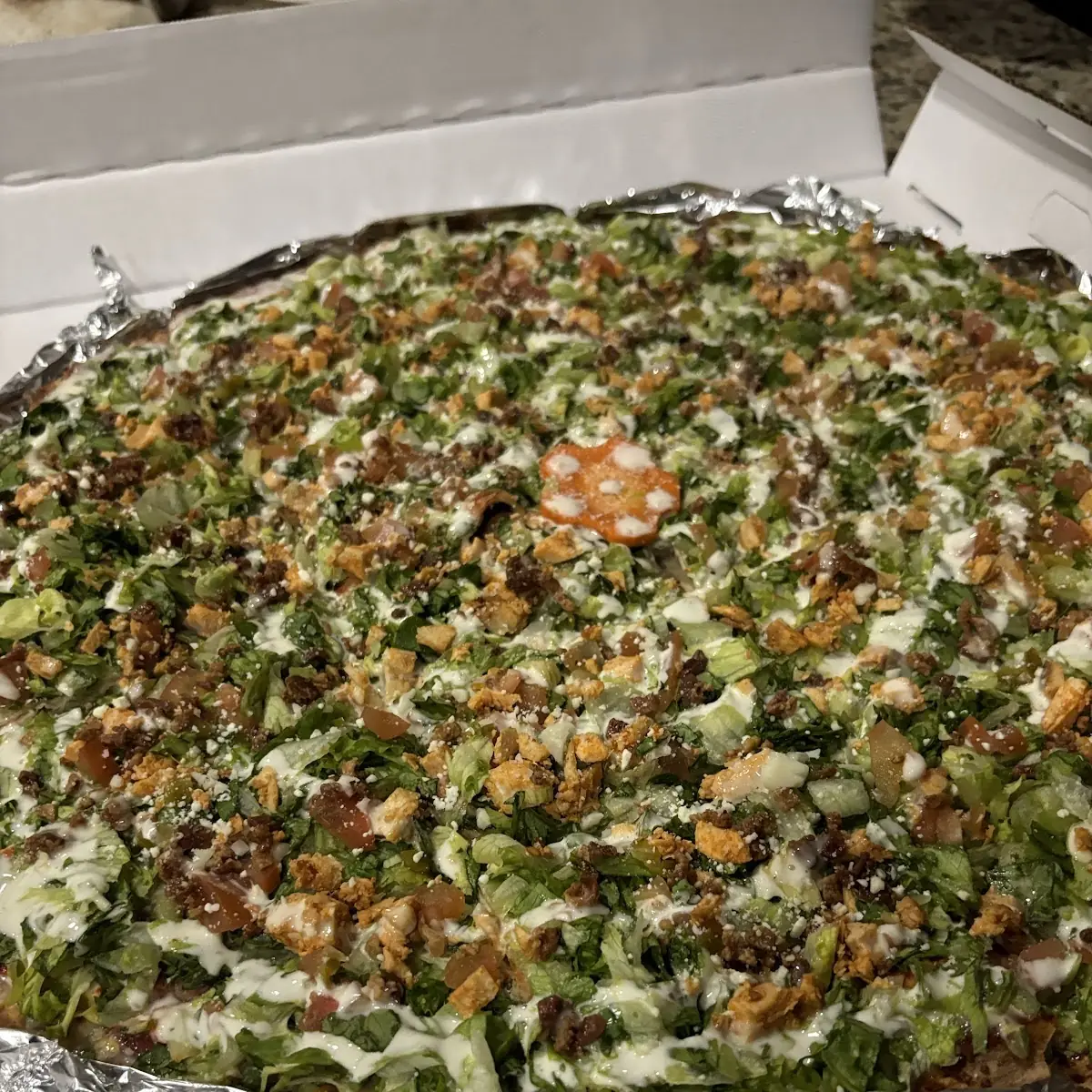 Salad Pizza
