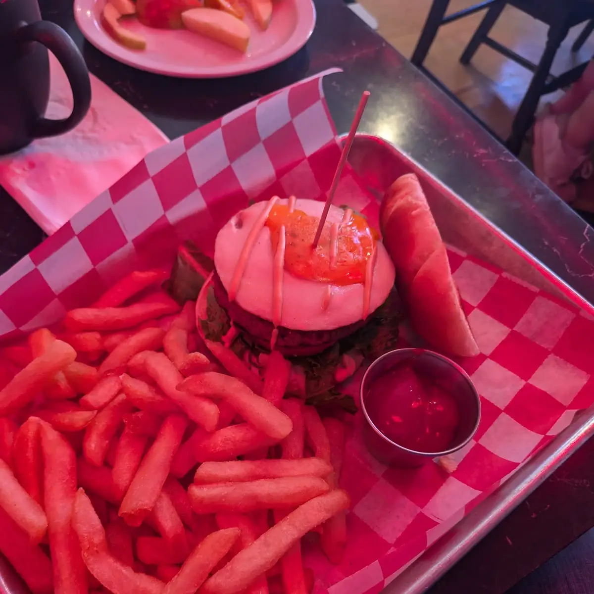 Mad Rabbit Burger