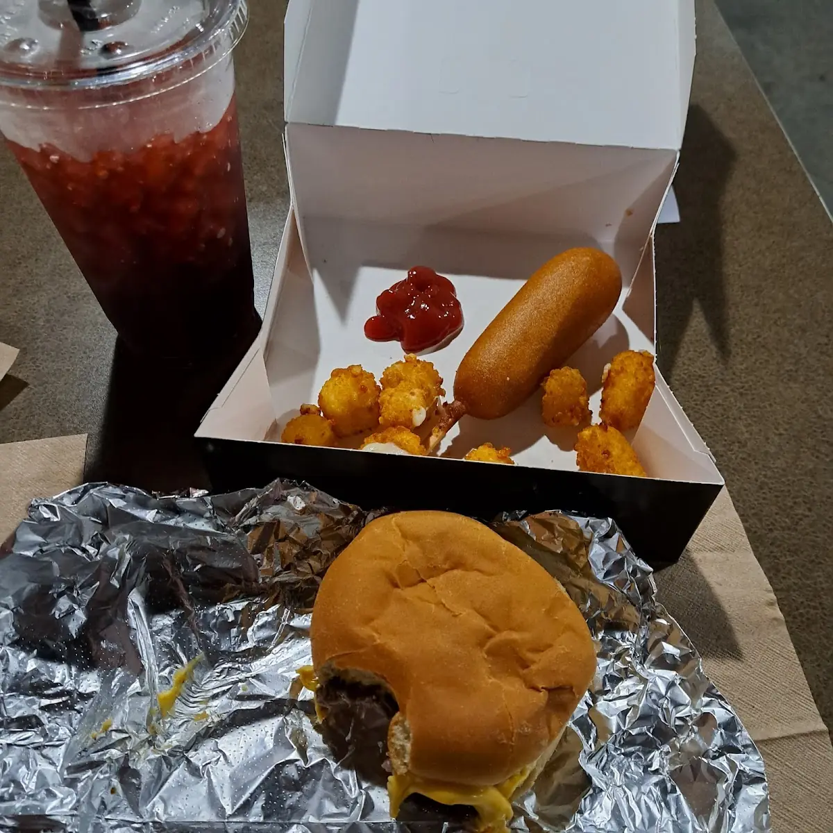 Cheeseburger Combo