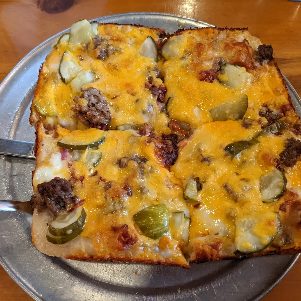 Bacon Cheeseburger Pizza