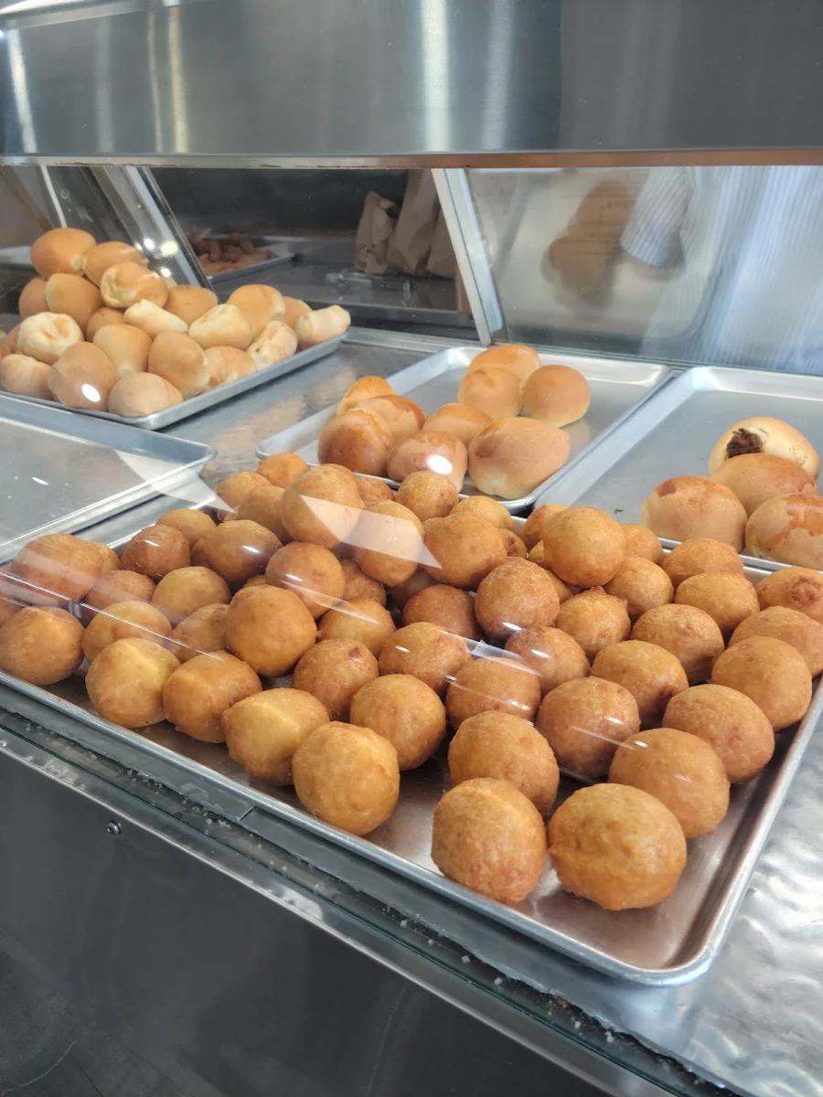 Vaippan, Rouge Bakery