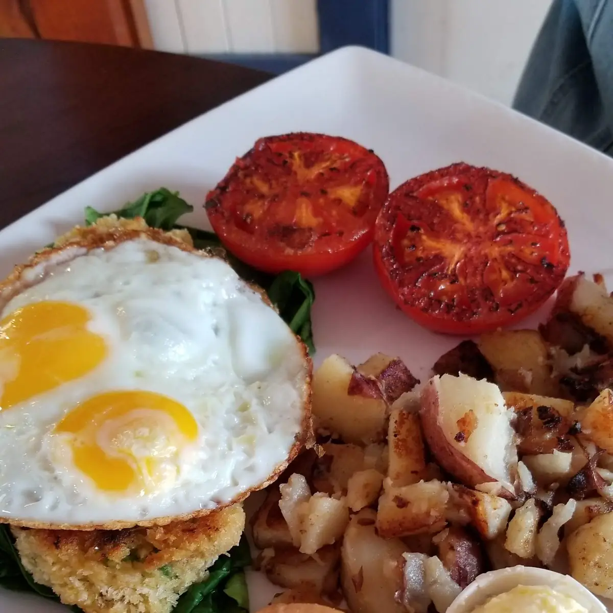 Crab Cakes Florentine