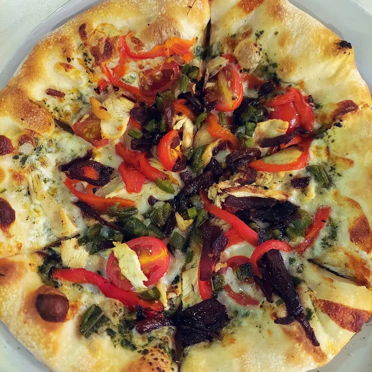 Spicy Spicy Chicken Pizza