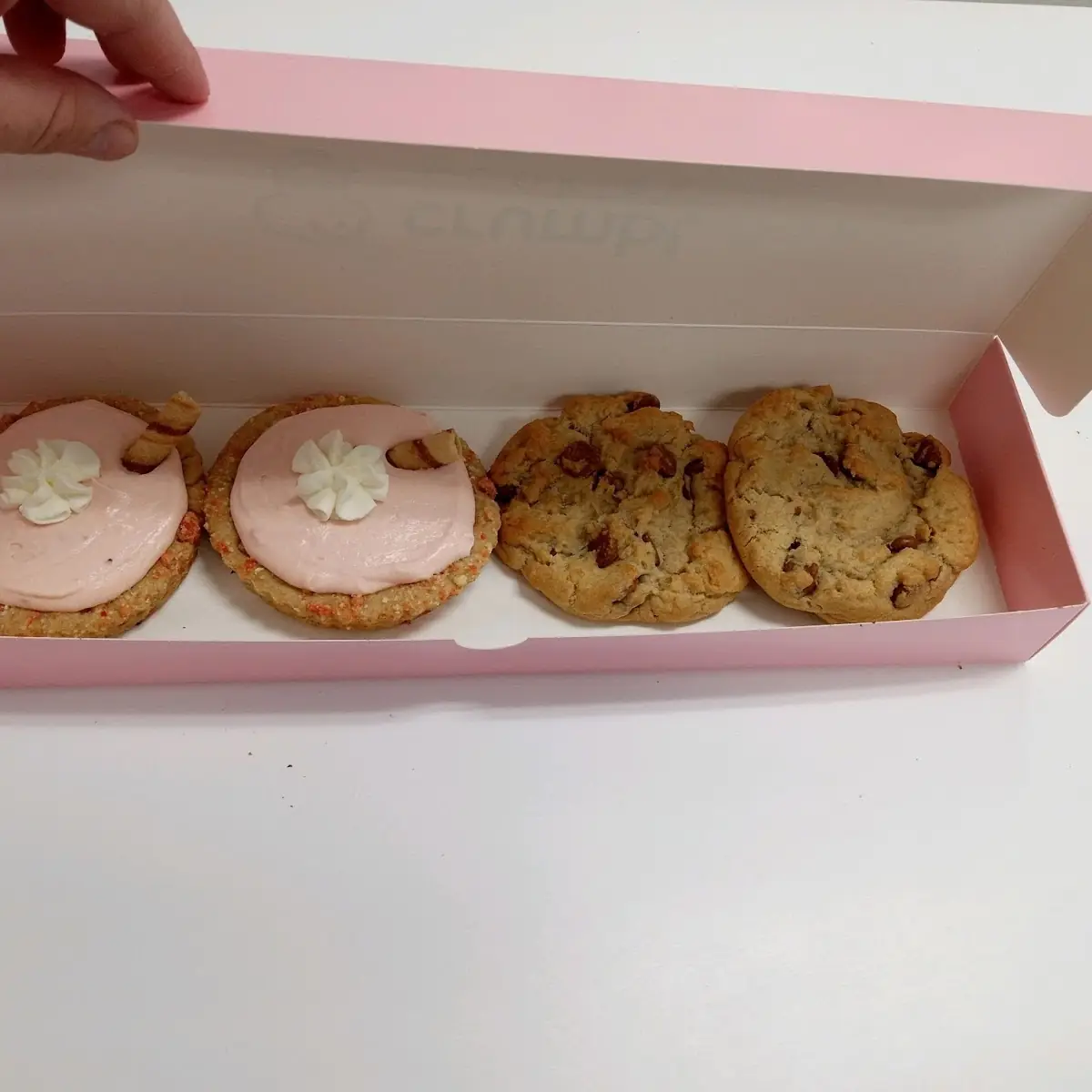 Strawberry Milk & Chocolate Chip