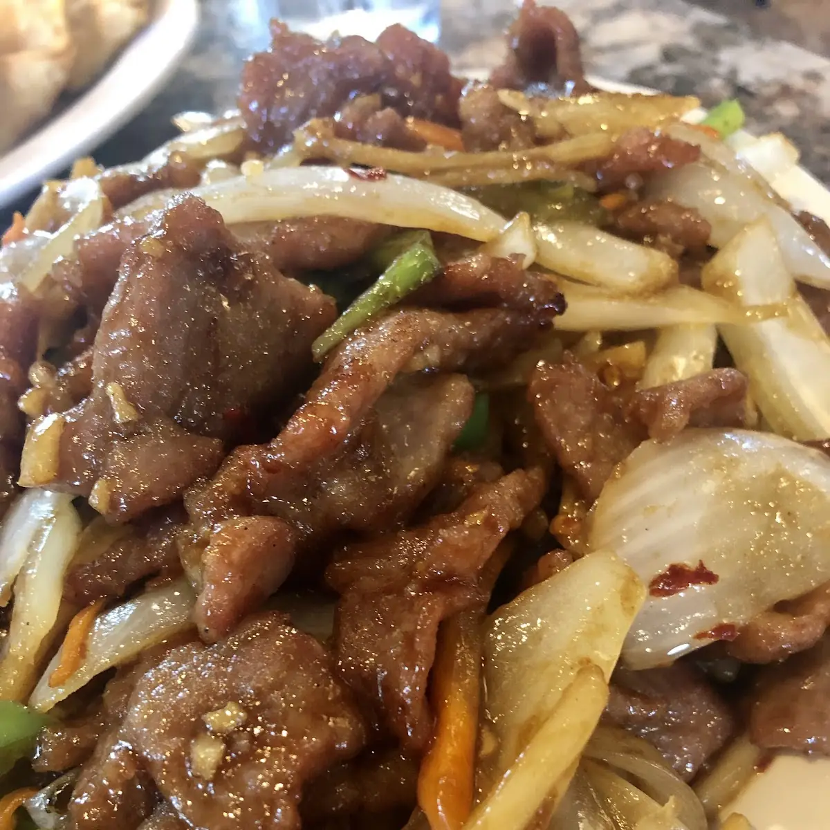 Beef with Garlic Sauce