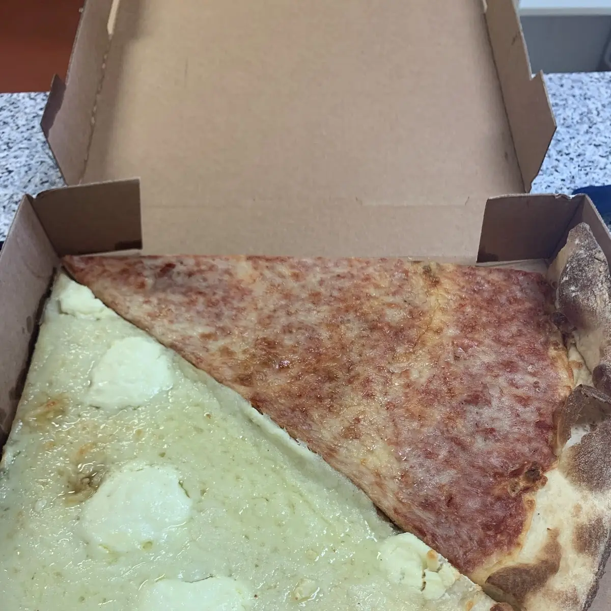Cheese Pizza and White Pizza