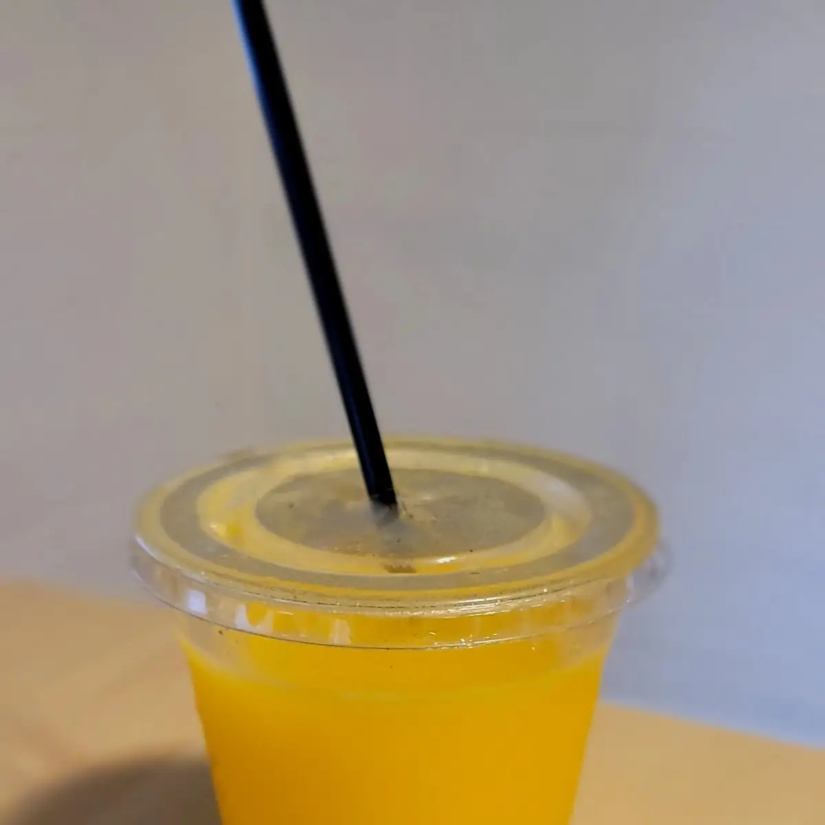 Mango Smoothie (16oz)