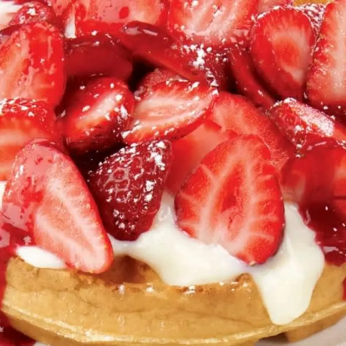 Waffle with Strawberries 780 Cals