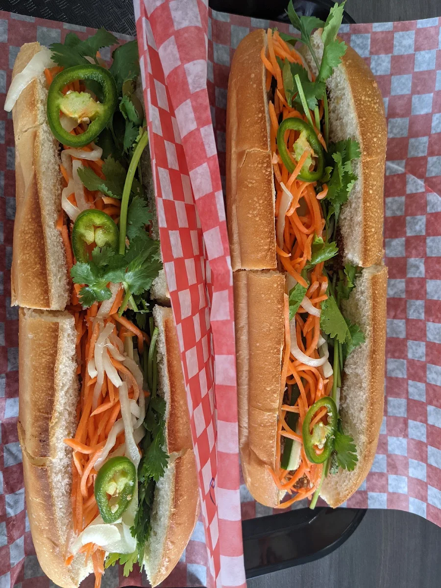 Highlights, Little Saigon Subs