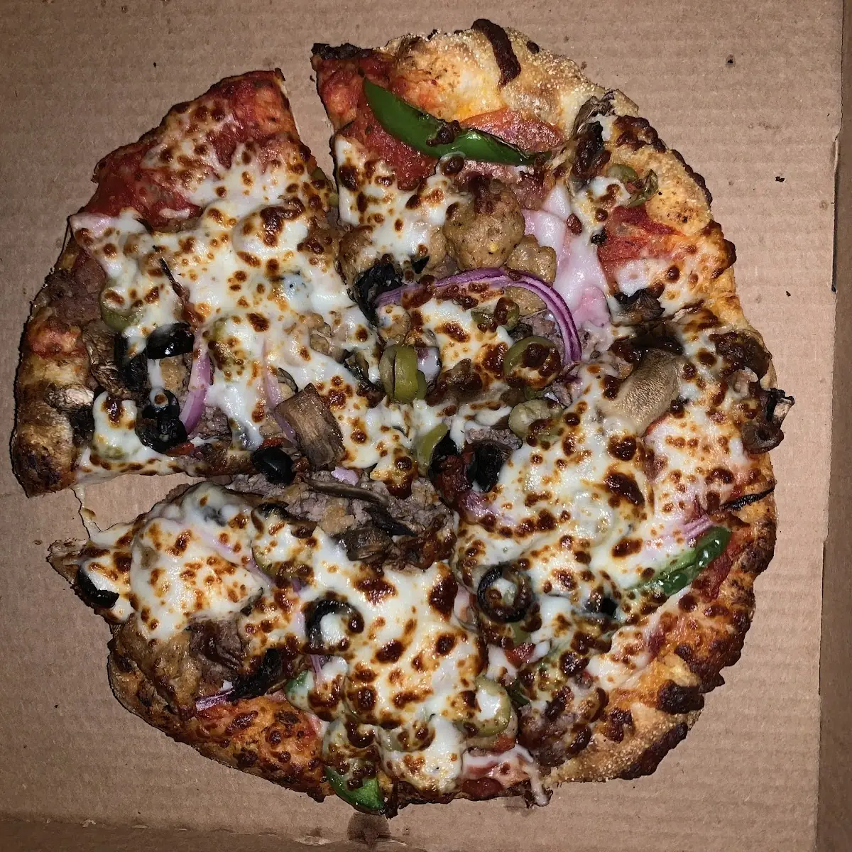 Deluxe Pizza