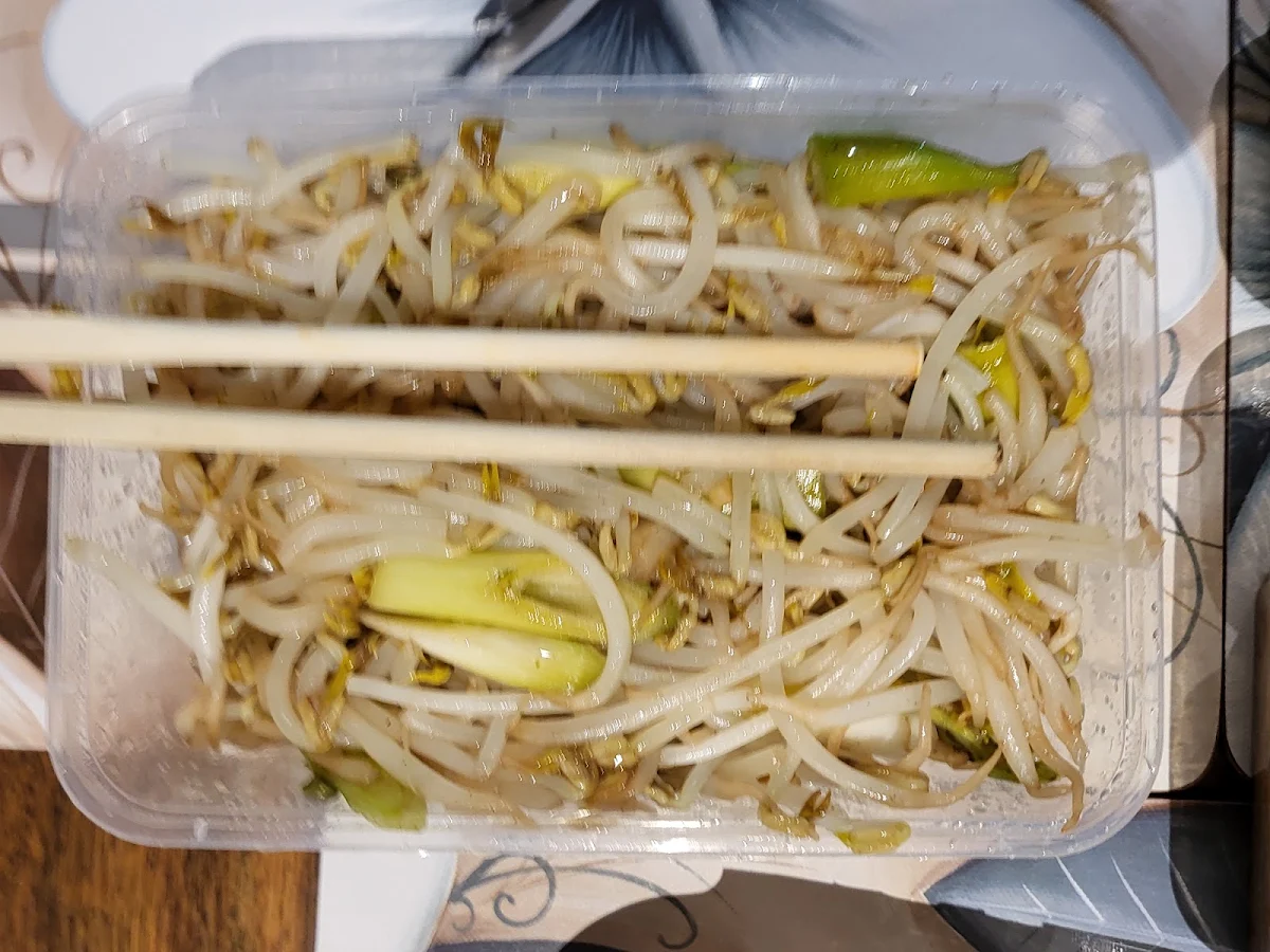 Bean Sprouts, Ming's BBQ House