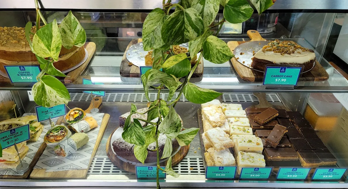Cakes and Biskets, Academy
