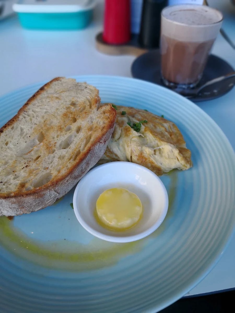 Omelette, Academy