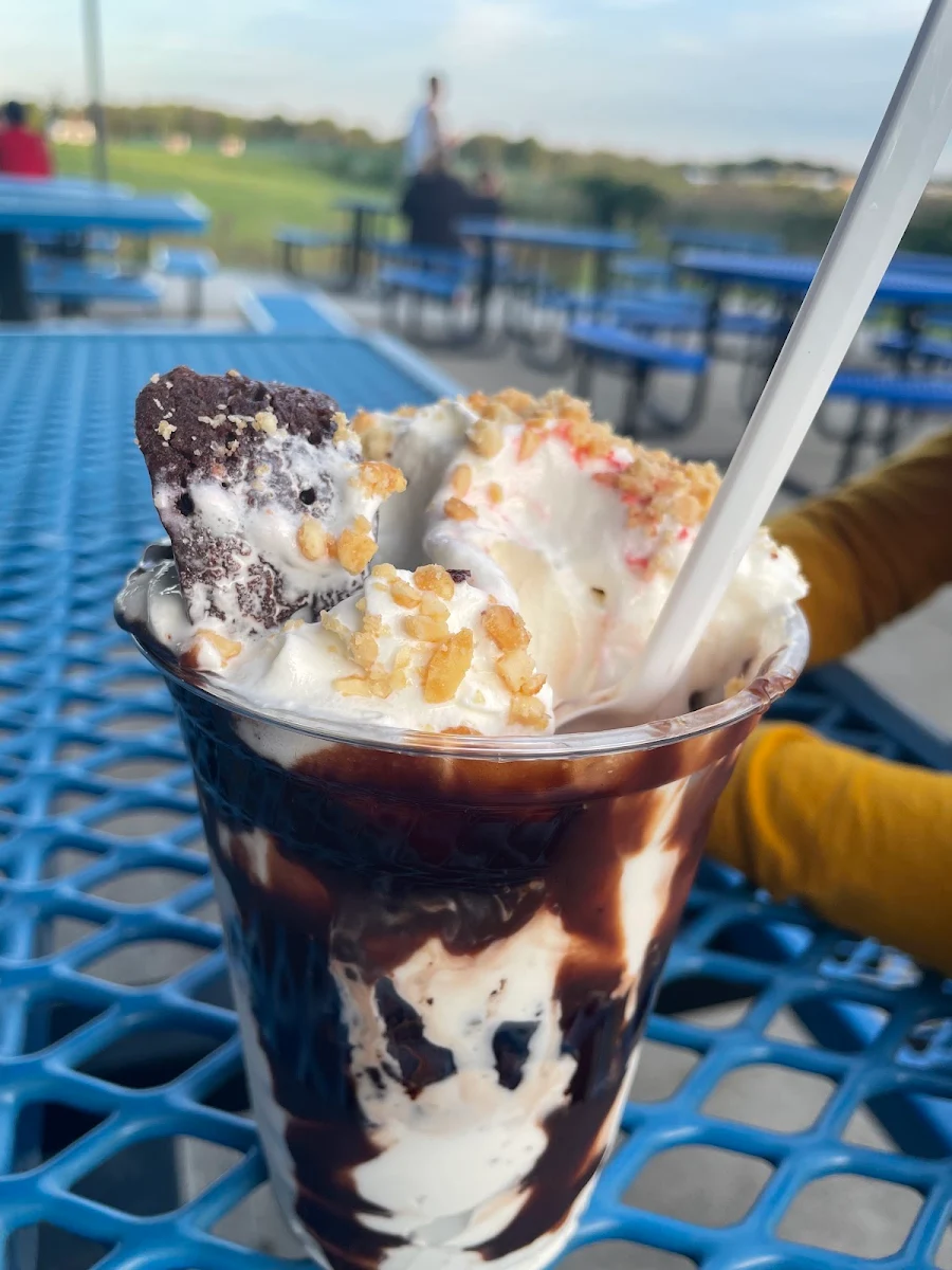 Cookies & Cream Sundae