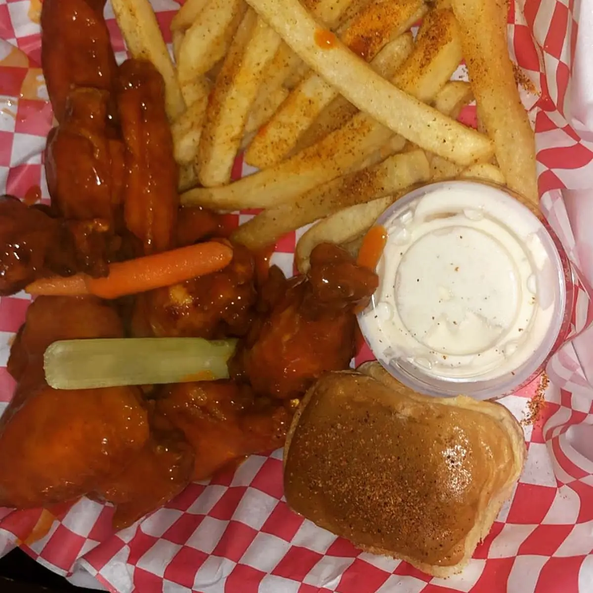 4 Bone-In Wings w Fries