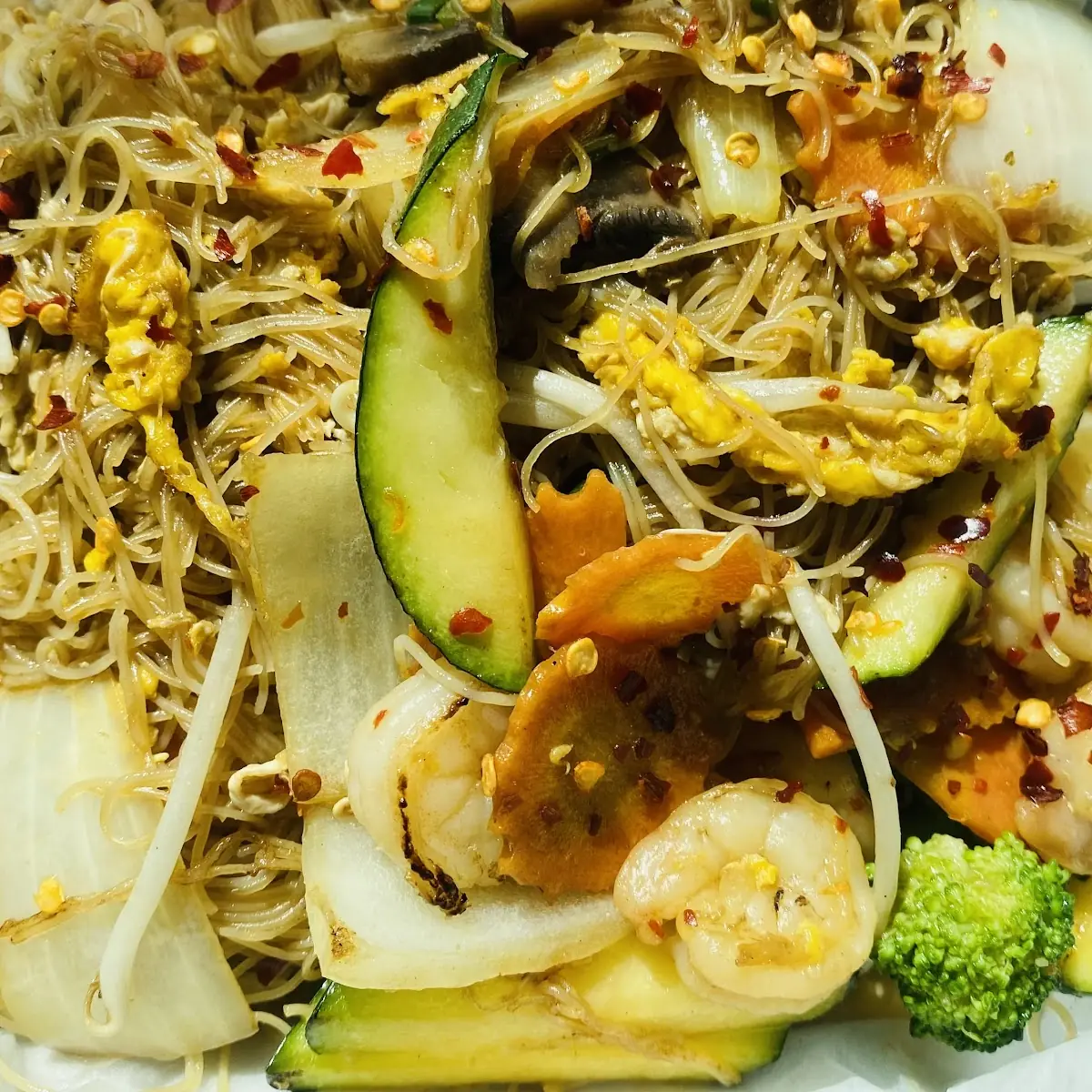 Shrimp Chow Mein Fun
