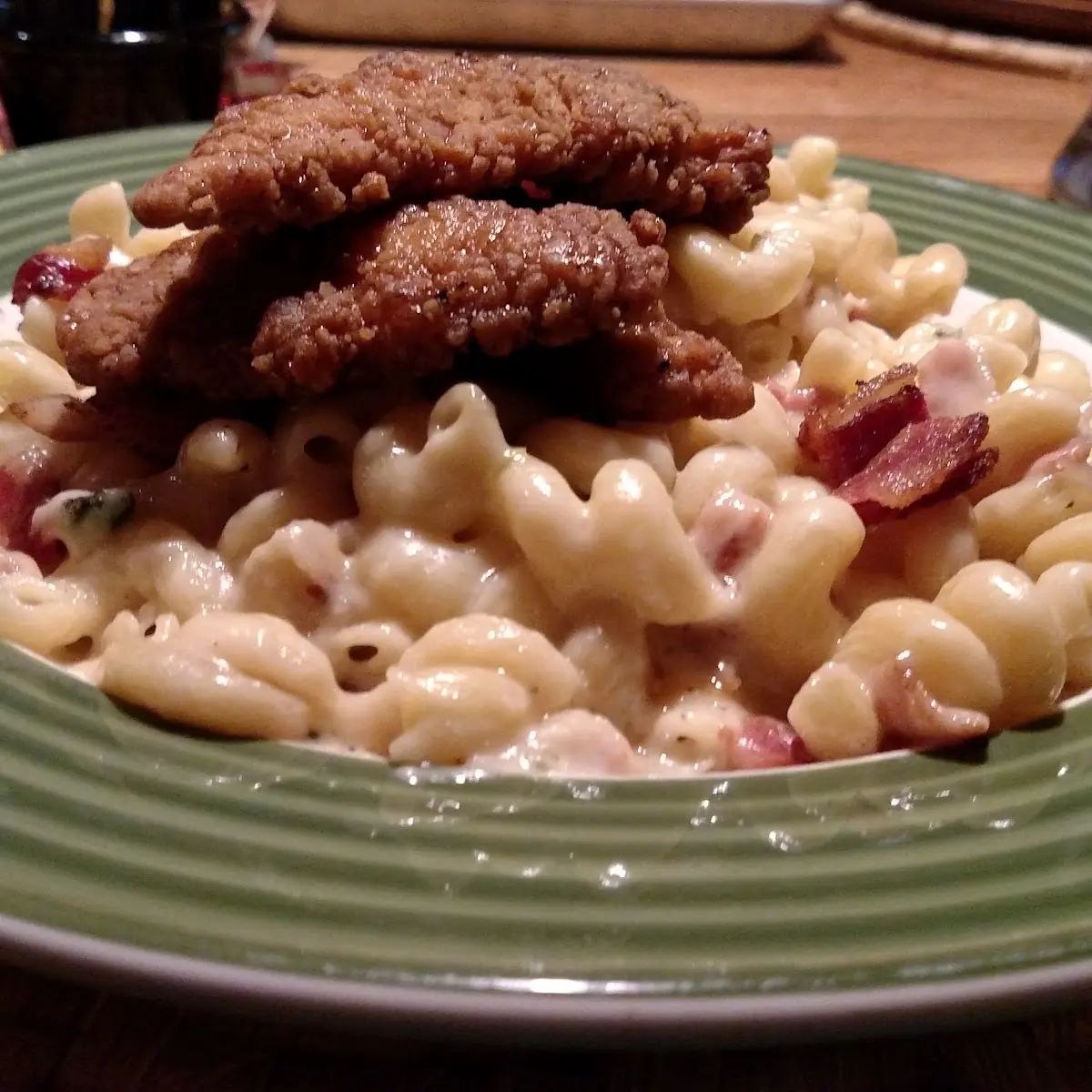 4 Cheese Mac N Cheese and Honey Pepper Chicken Strips