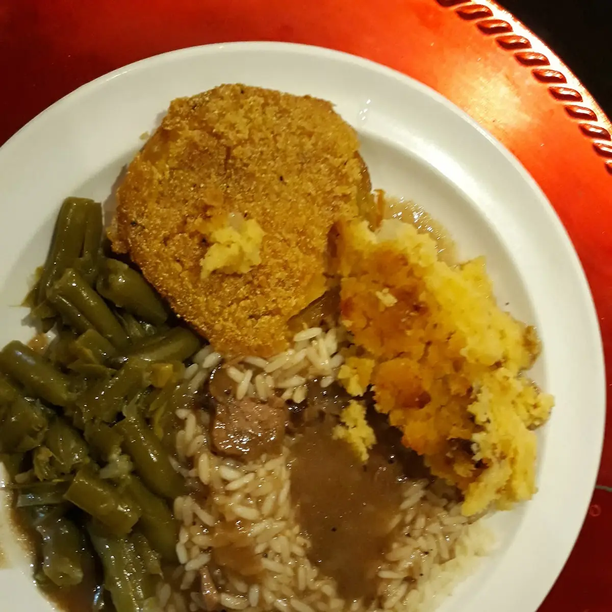Fried Chicken Cornbread Dressing Macaroni Green Beans