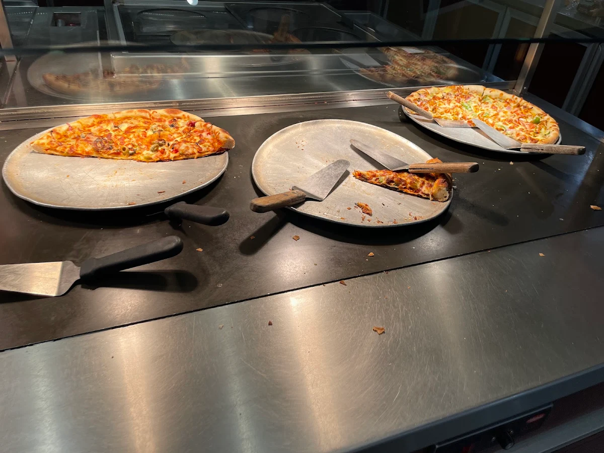 Pepperoni Pizza, Buffet des Continents - Gatineau