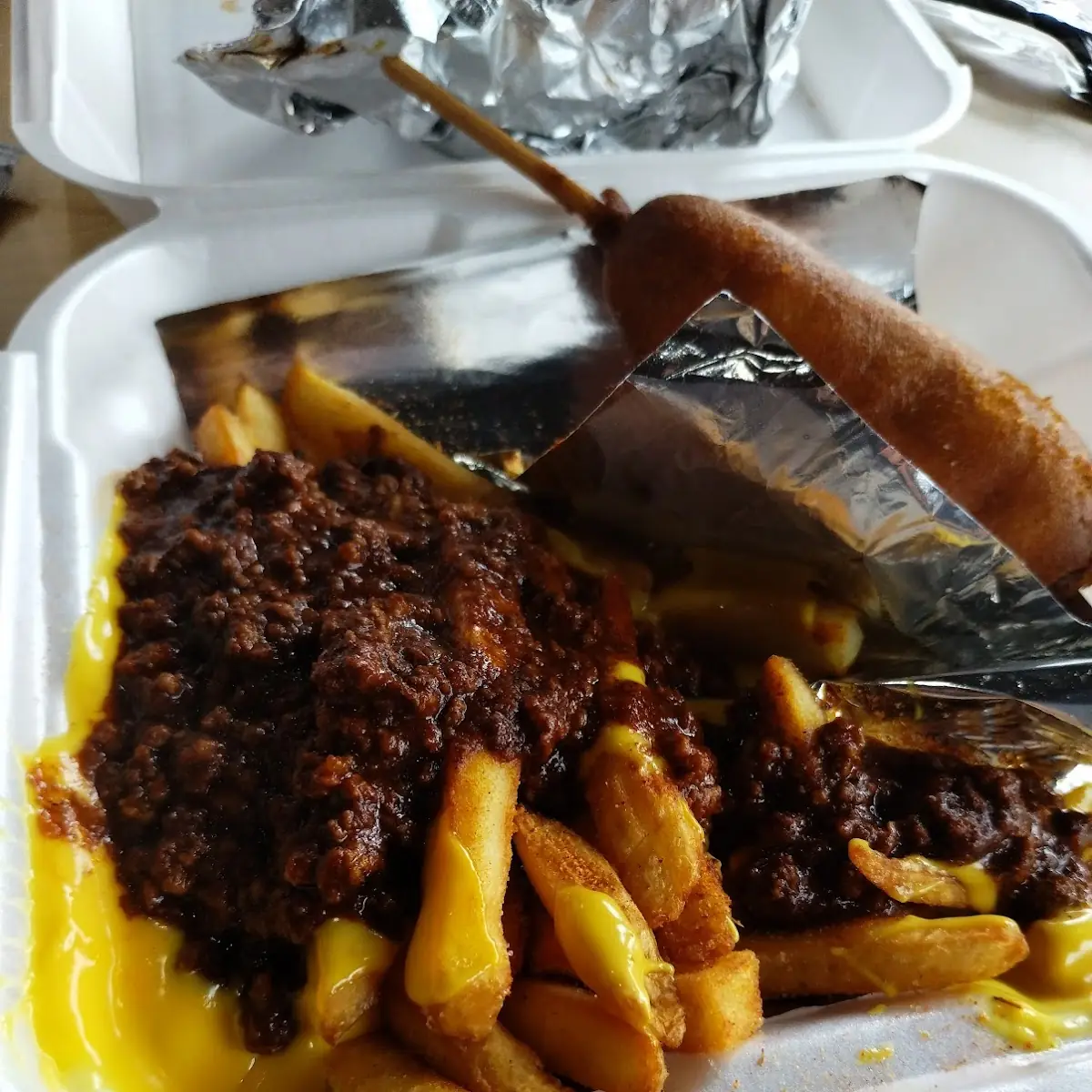 Cajun Chili Cheese Fries