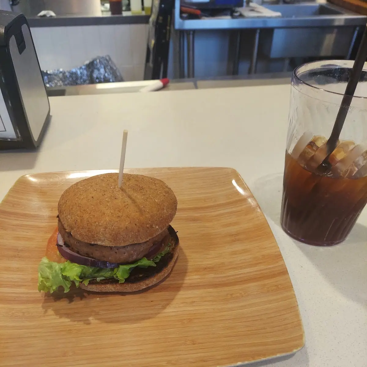 Adonis Vegan Burger