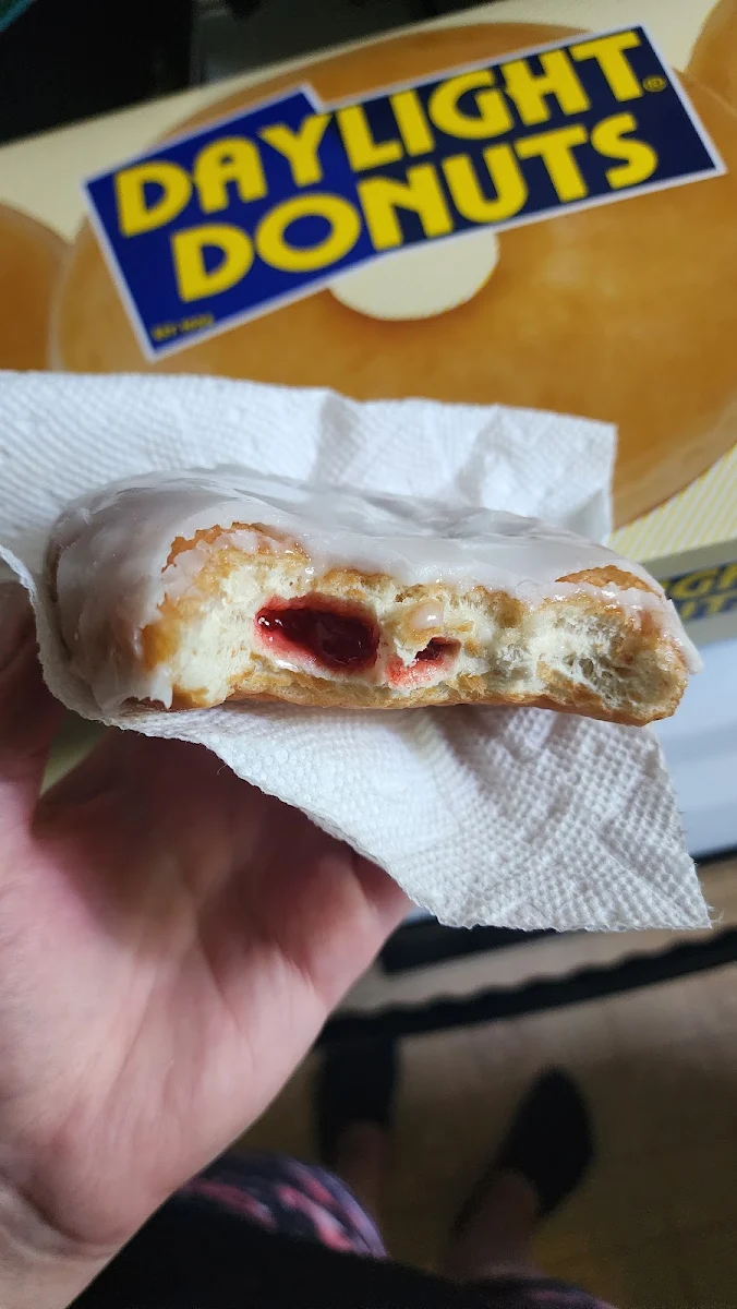 Raspberry Doughnut