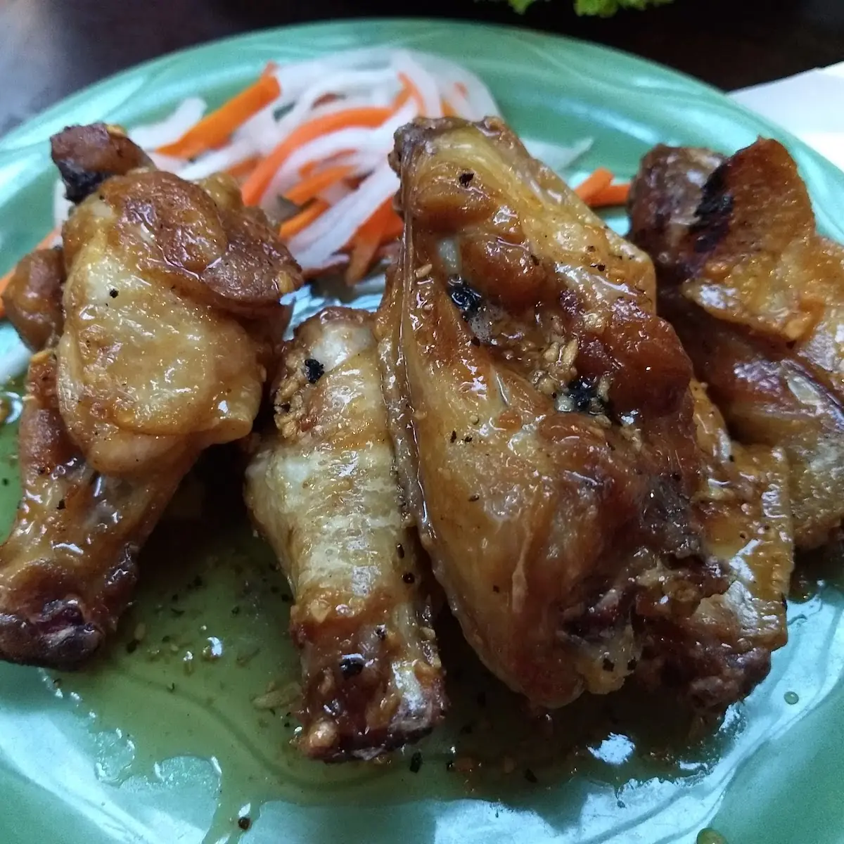 Canh GA Chien Caramelized Chicken Wings