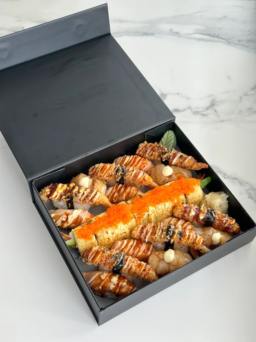 Highlights, Mikado Sushi