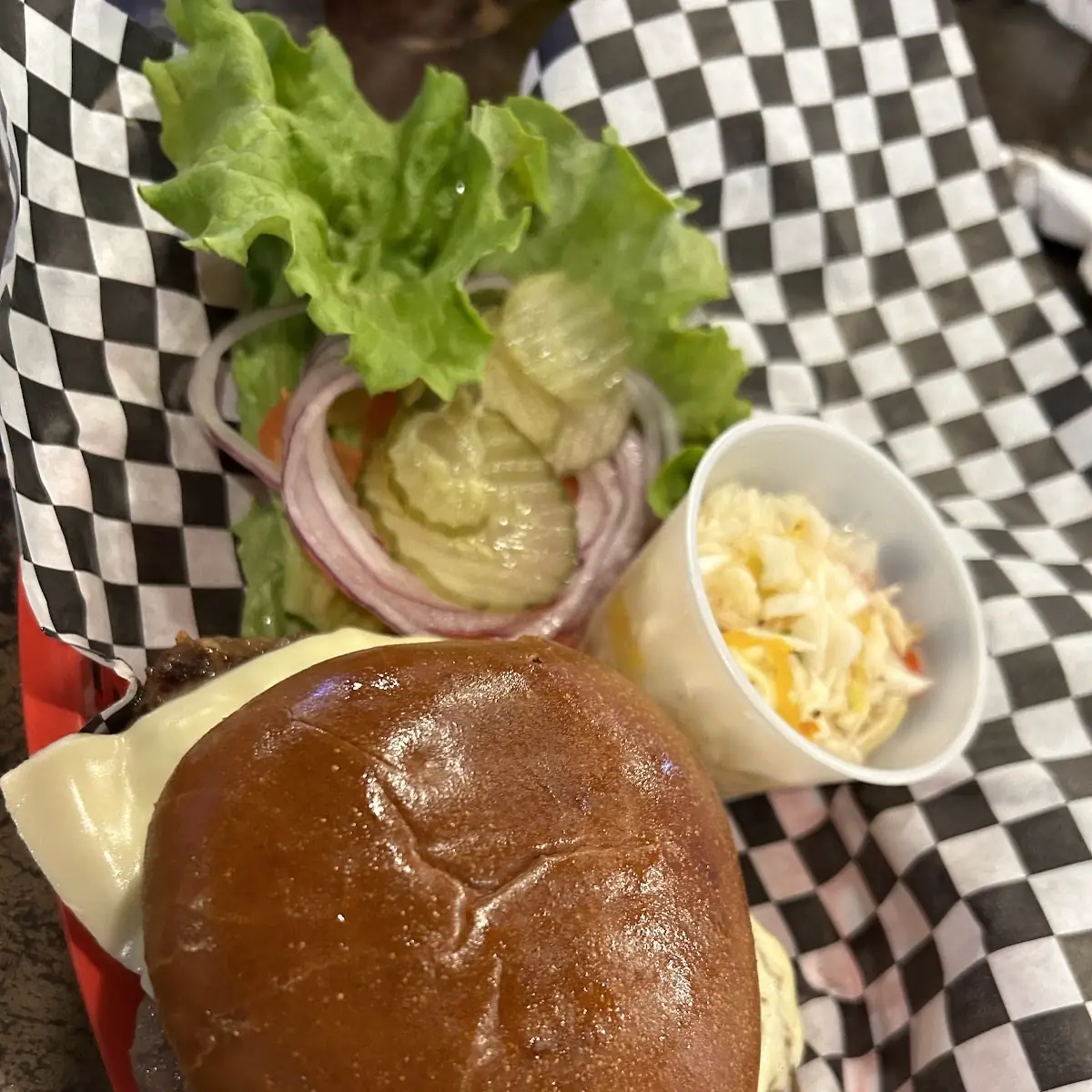 Wood Daug Burger