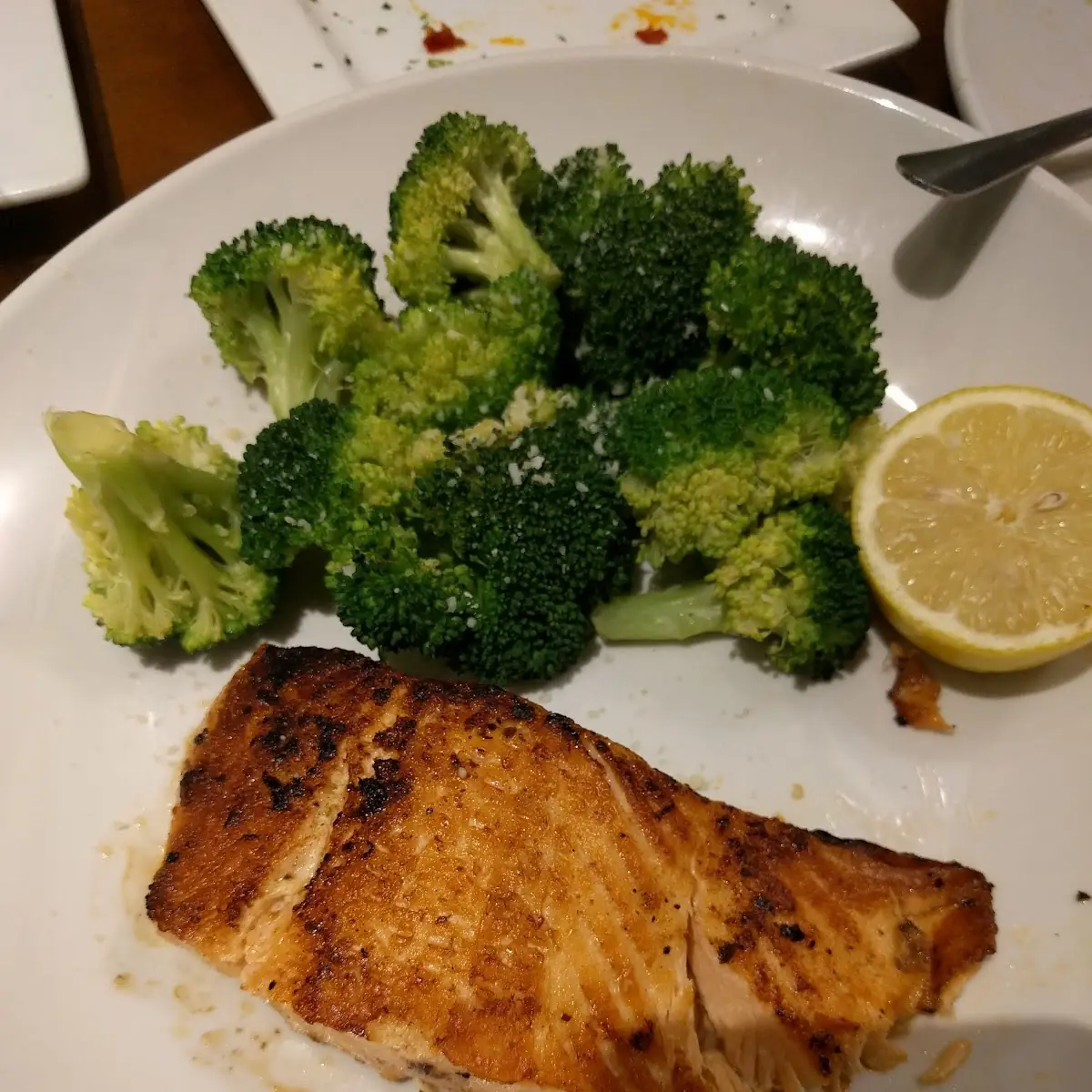 Herb-Grilled Salmon with Broccoli