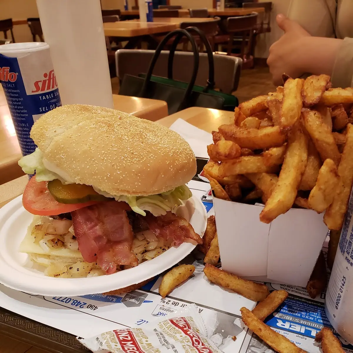 Highlights, Restaurant Barry