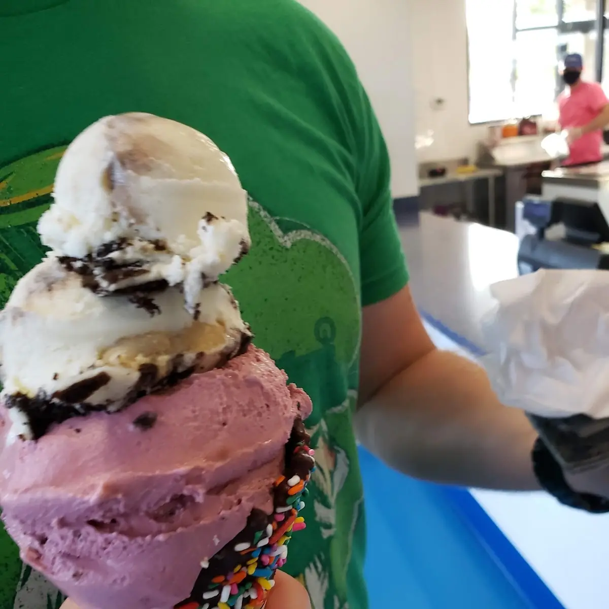 Double Scoop Dark Chocolate Chunk and Oredough