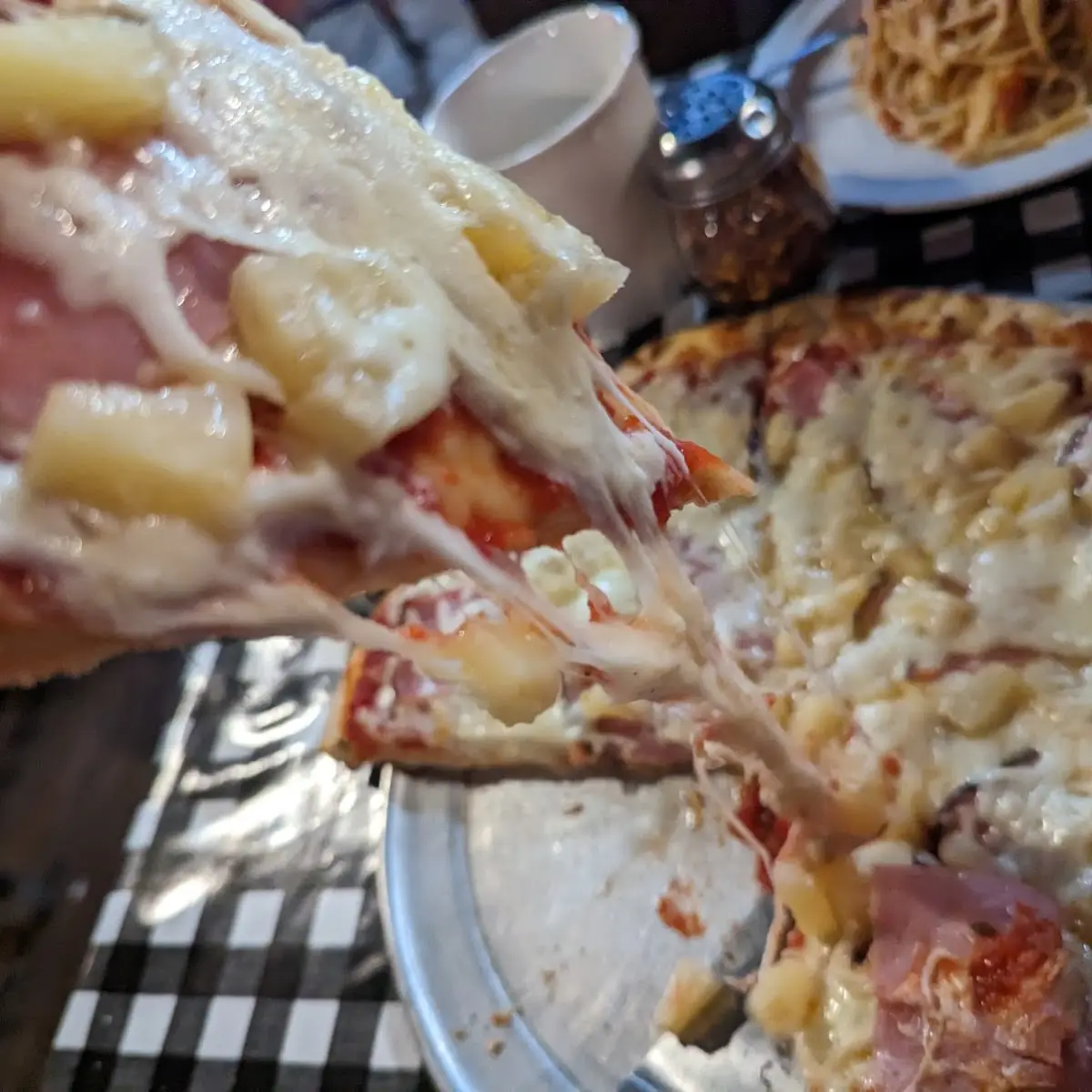 Hawaiian Pizza