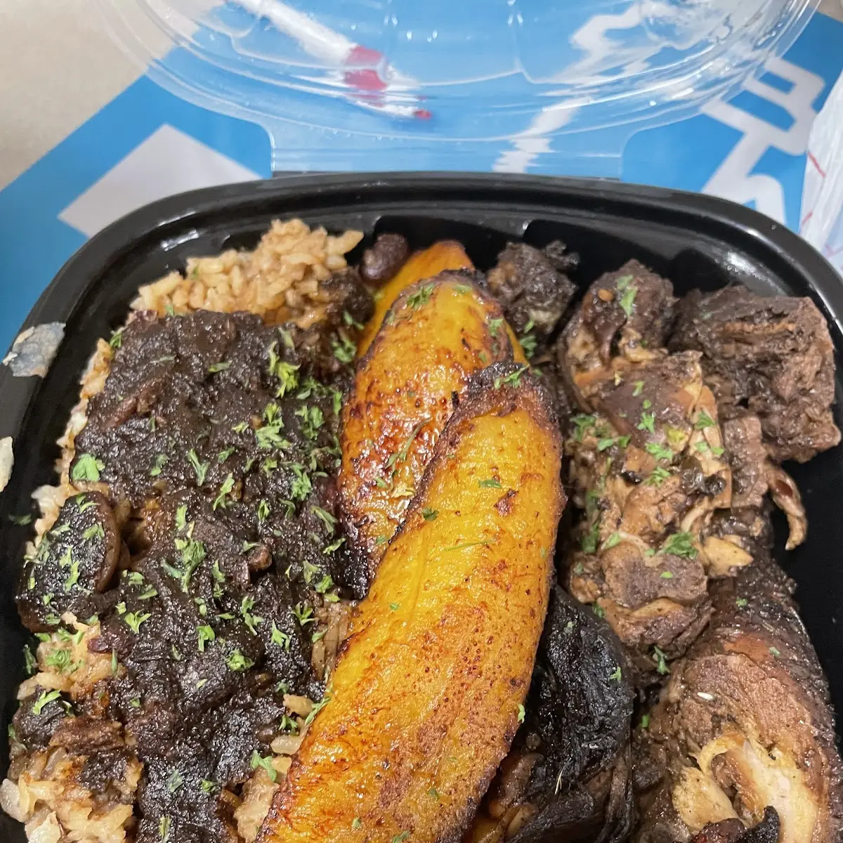 Lunch Jerk Chicken