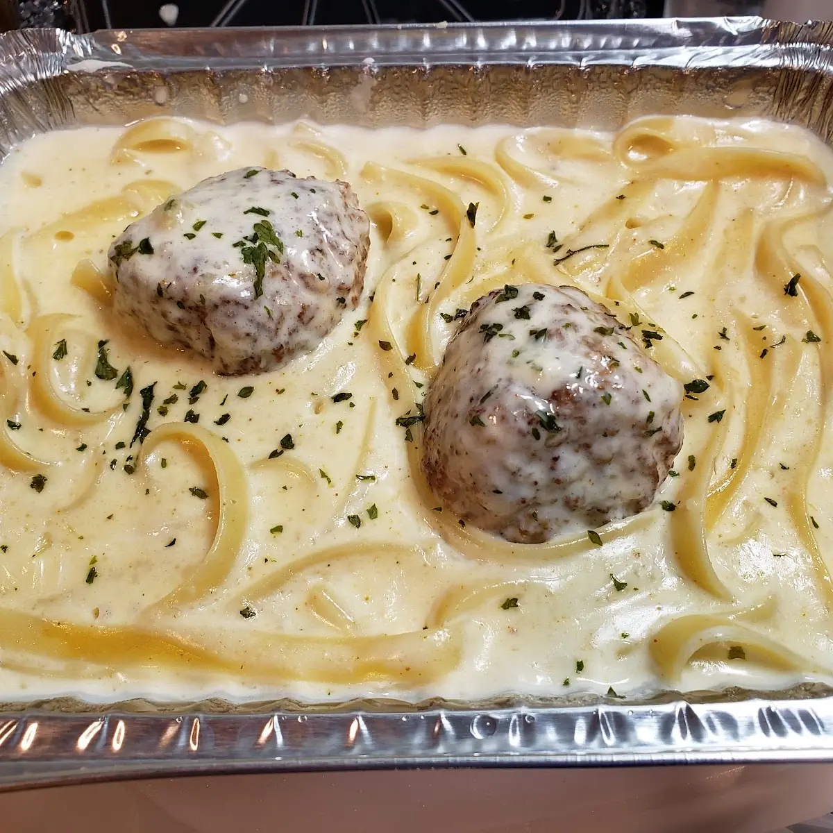 Fettuccine Alfredo with Meatballs