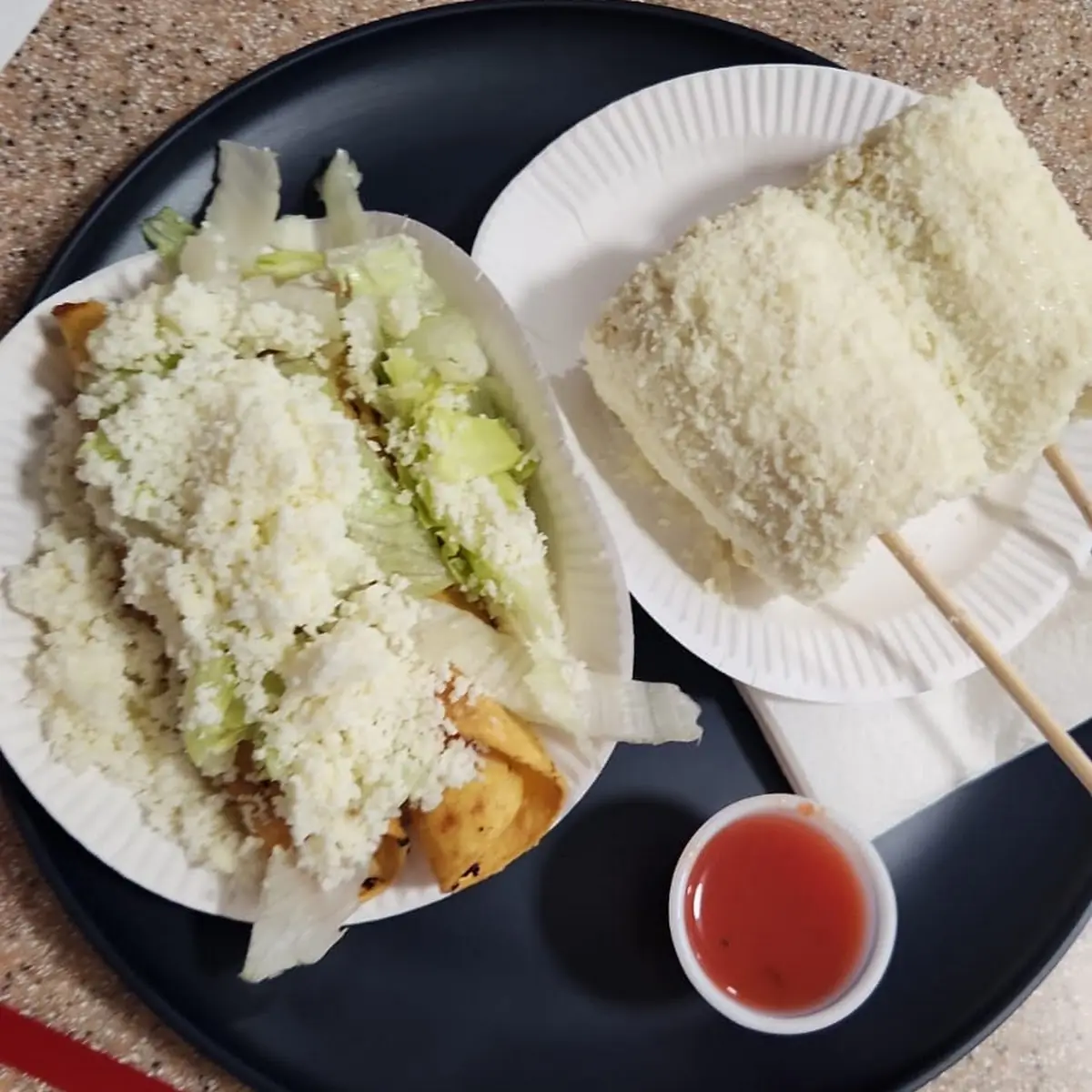 Flautas De Pollo Burrito De Cerdo Con Todo Y Mazorca Con Queso Fresco Y Mayonesa