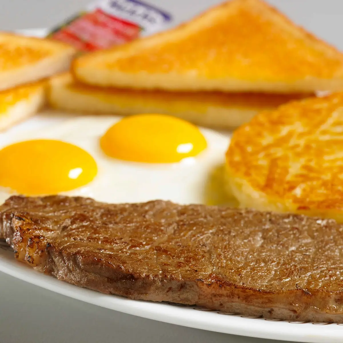 Steak & Eggs