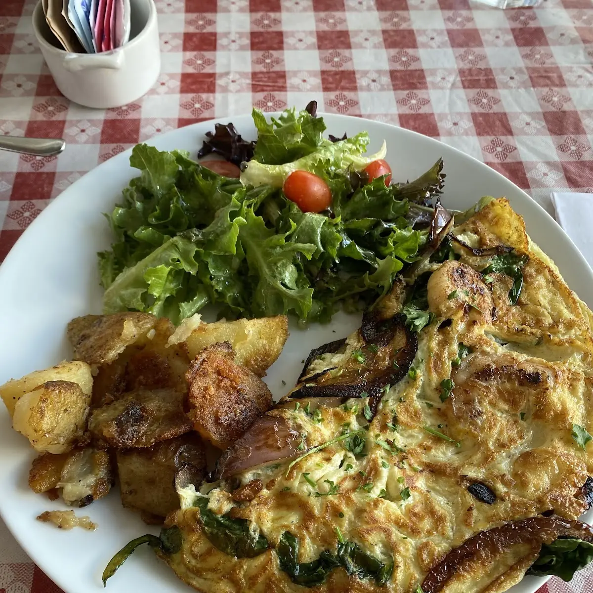 Spinach and Goat Cheese Omelette Perfection