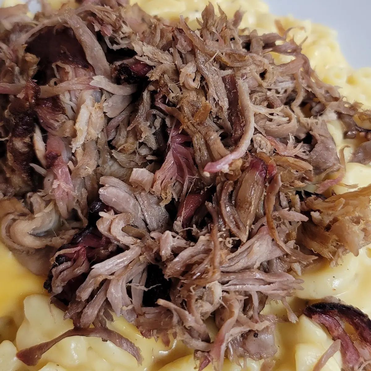 Mac & Cheese w Pulled Porj